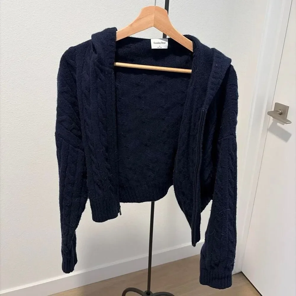 Aritzia Sunday Best Merino Wool Cable Knit Hooded Cropped Sweater Navy